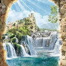 Каменная арка с видом на водопад